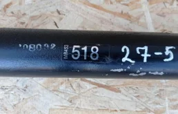 Карданный вал передний для Mitsubishi Pajero 2002 года на фотографиях