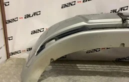 Бампер передний для Volvo S40 2005 года на фотографиях