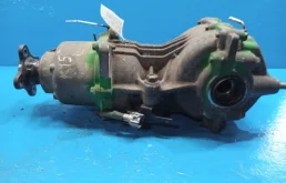 Редуктор переднего моста для Nissan X-Trail 2001 года на фотографиях