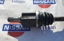 Привод передний левый для Nissan X-Trail 2017 года на фотографиях