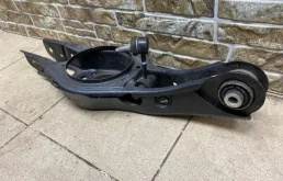 Качающийся рычаг левый для Hyundai Tucson на фотографиях