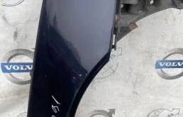 Крыло правое для Volvo S80 2009 года на фотографиях