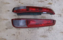 Фонарь левый для Nissan X-Trail 2001 года на фотографиях