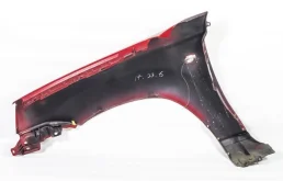 Крылья для Nissan X-Trail 2002 года на фотографиях