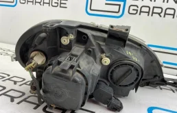 Фары для Mercedes-Benz M class 2003 года на фотографиях