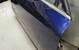 Дверь передняя правая для Volkswagen Passat 2000 года на фотографиях