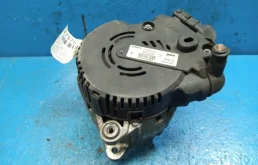 Генератор для Nissan X-Trail 2018 года на фотографиях