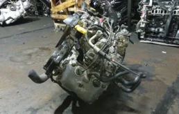 Двигатель без навесного для Subaru Legacy 1999 года на фотографиях