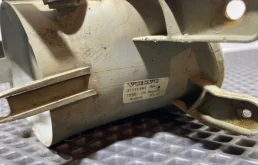 Противотуманка (ПТФ) передняя левая для Volvo XC90 2004 года на фотографиях