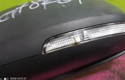 Стекла и зеркала для Skoda Octavia 2005 года на фотографиях