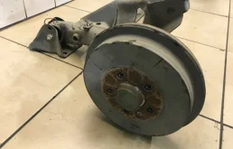 Задняя балка для Volkswagen Polo 2018 года на фотографиях