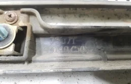 Молдинг двери передний правый для Toyota Land Cruiser 2018 года на фотографиях