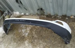 Накладка заднего бампера для Toyota RAV4 2015 года на фотографиях