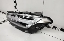 Фара ксенон левая для Volvo XC90 2016 года на фотографиях