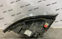 Фара ксенон левая для Volvo S40 2011 года на фотографиях