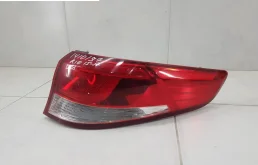 Фонарь внешний правый для Kia Cerato 2020 года на фотографиях