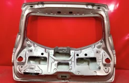 Дверь багажника для Nissan Qashqai 2012 года на фотографиях