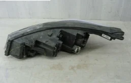 Фара правая для Kia Cerato 2017 года на фотографиях