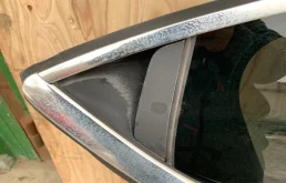 Дверь задняя правая для Citroen C4 2015 года на фотографиях