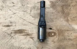 Моторчик корректора фары для BMW 5er 2010 года на фотографиях