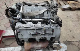 Двигатель для Mercedes-Benz C class 2001 года на фотографиях