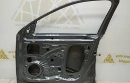 Дверь передняя правая для Skoda Octavia 2018 года на фотографиях