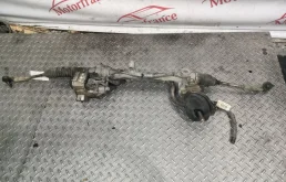 Электроусилитель руля для Ford Focus 2014 года на фотографиях