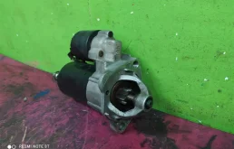 Стартер для Volkswagen Passat 1996 года на фотографиях