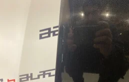 Капот для Volkswagen Jetta 2007 года на фотографиях