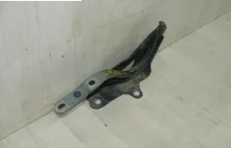 Петля капота правая для Kia Sportage на фотографиях