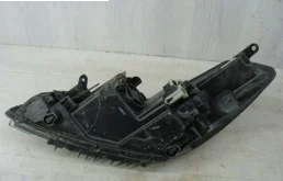 Фара правая для Kia Cerato 2017 года на фотографиях