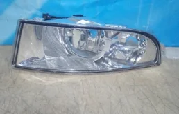 Противотуманка (ПТФ) передняя правая для Skoda Octavia 2010 года на фотографиях