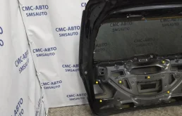 Крышка багажника для Mercedes-Benz M class 2014 года на фотографиях