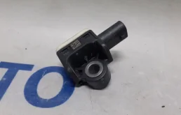 Датчик подушки безопасности для Audi A6 на фотографиях