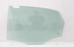 Стекло двери заднее левое для Volkswagen Polo 2020 года на фотографиях