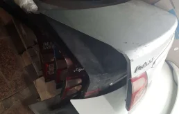 Крышка багажника для Nissan Almera 2005 года на фотографиях