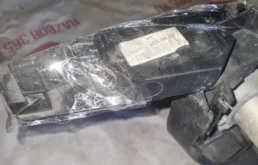 Панель радиатора (телевизор) для Audi A4 2003 года на фотографиях