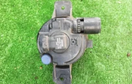 Противотуманка (ПТФ) передняя правая для BMW X3 2010 года на фотографиях