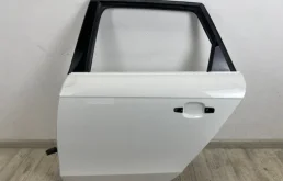 Дверь задняя левая для Audi A4 2016 года на фотографиях