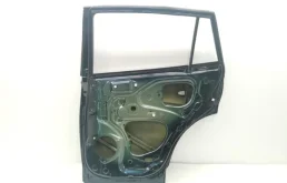 Дверь задняя левая для Toyota RAV4 2014 года на фотографиях