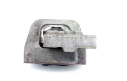 Подушка двигателя передняя правая верхняя для Skoda Octavia 2019 года на фотографиях