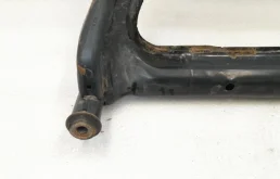 Подрамник двигателя для Nissan Qashqai 2023 года на фотографиях