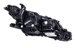 Фара левая для Toyota Camry 2019 года на фотографиях