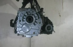 Раздатка для Mitsubishi Pajero 2001 года на фотографиях