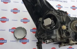 Фара левая для Nissan Teana 2018 года на фотографиях