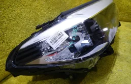 Фара правая для BMW 5er 2023 года на фотографиях