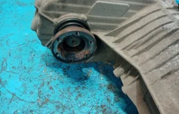 Раздатка для Volkswagen Touareg 2009 года на фотографиях