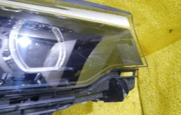 Фара правая для BMW 5er 2023 года на фотографиях