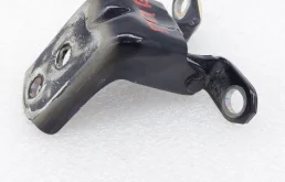 Петля двери передней левой верхняя для Nissan X-Trail 2018 года на фотографиях