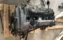 Двигатель без навесного для Toyota Camry 2017 года на фотографиях